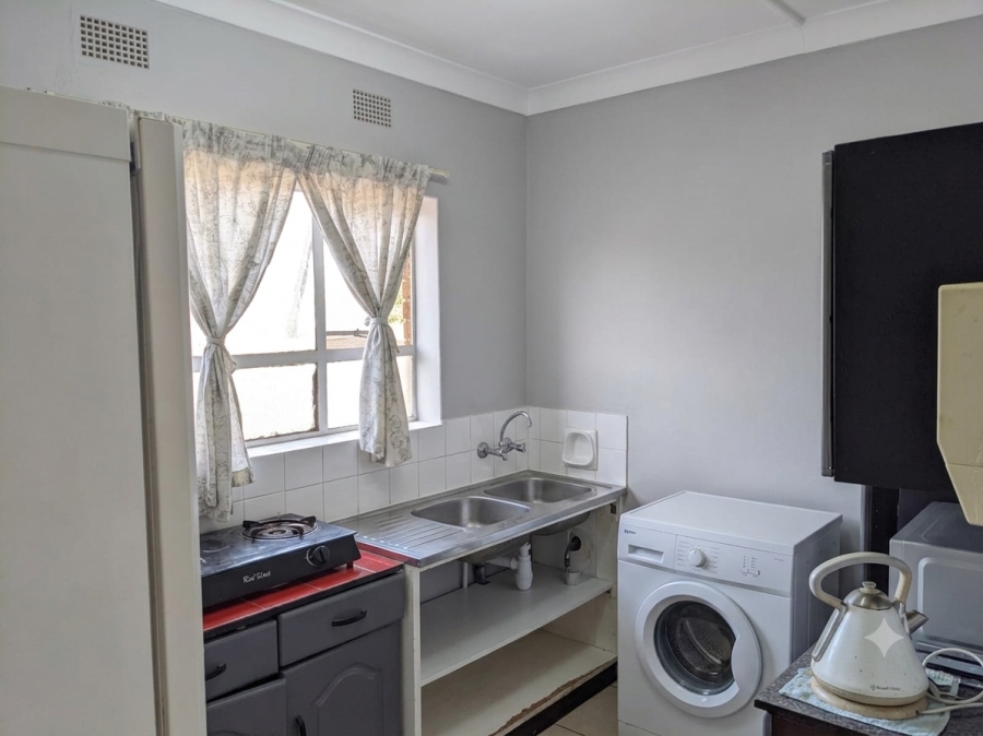 1 Bedroom Property for Sale in Windsor East Gauteng