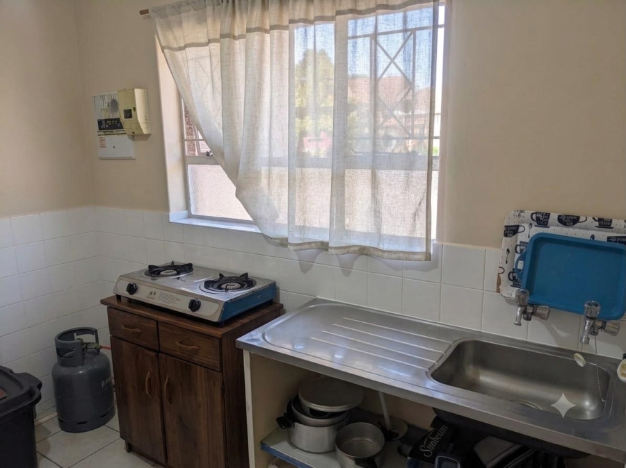 1 Bedroom Property for Sale in Windsor East Gauteng