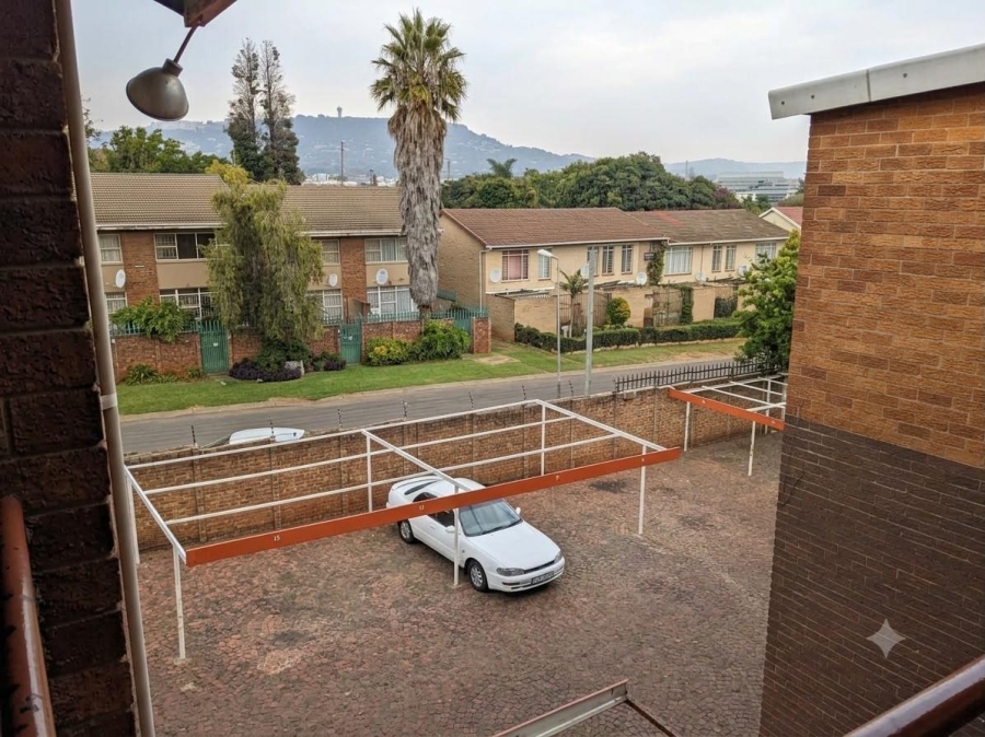 1 Bedroom Property for Sale in Windsor East Gauteng