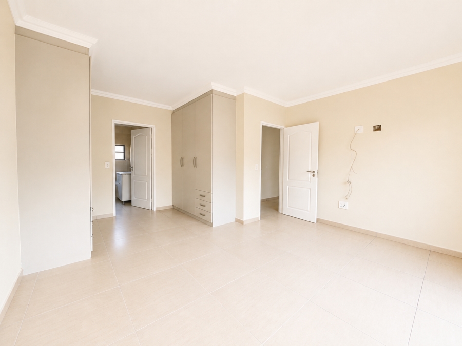 3 Bedroom Property for Sale in New Redruth Gauteng