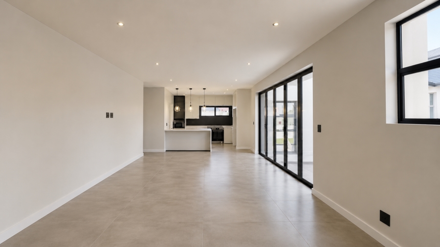 4 Bedroom Property for Sale in Fountainbrook Estate Gauteng