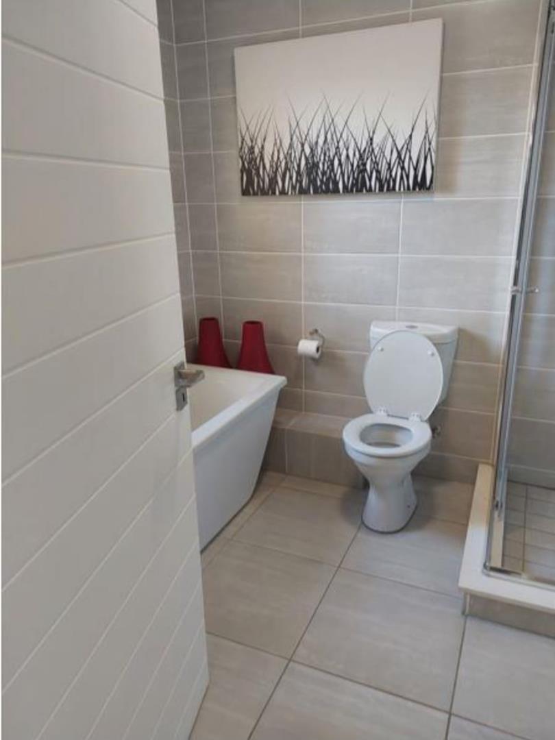 3 Bedroom Property for Sale in Waterfall Gauteng