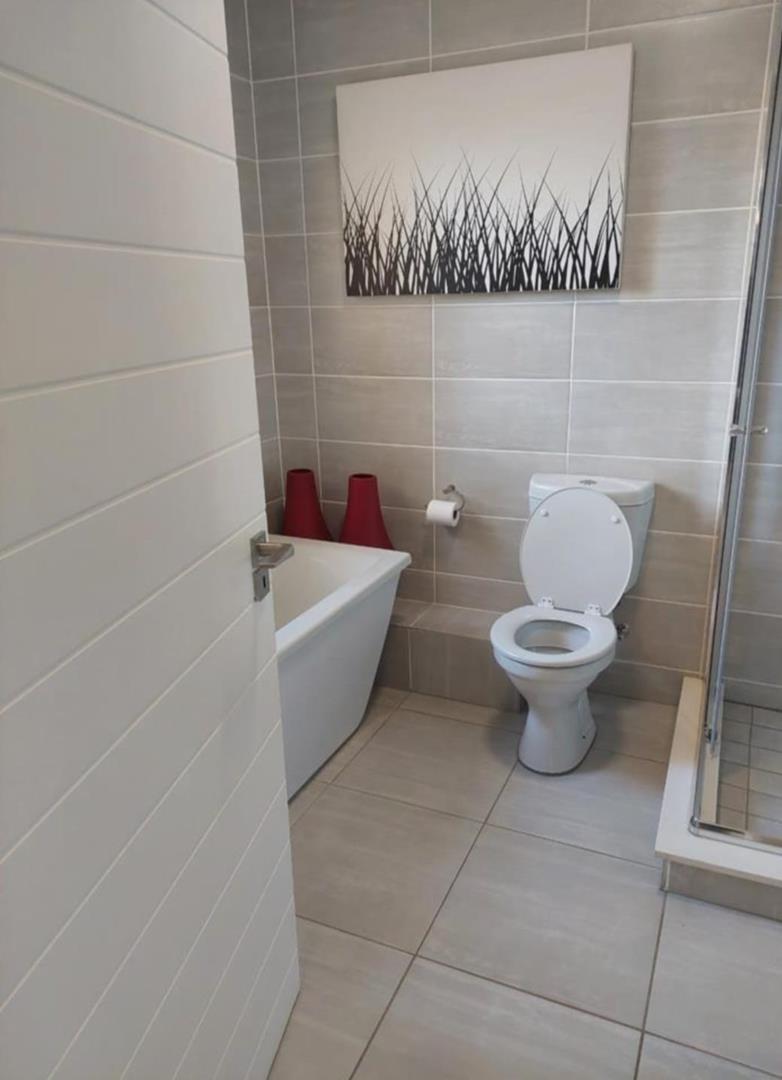 3 Bedroom Property for Sale in Waterfall Gauteng