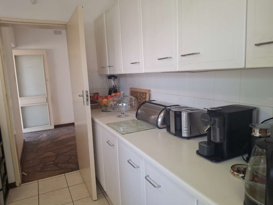 To Let 4 Bedroom Property for Rent in Illovo Gauteng