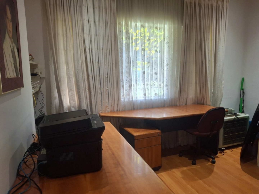 To Let 4 Bedroom Property for Rent in Illovo Gauteng