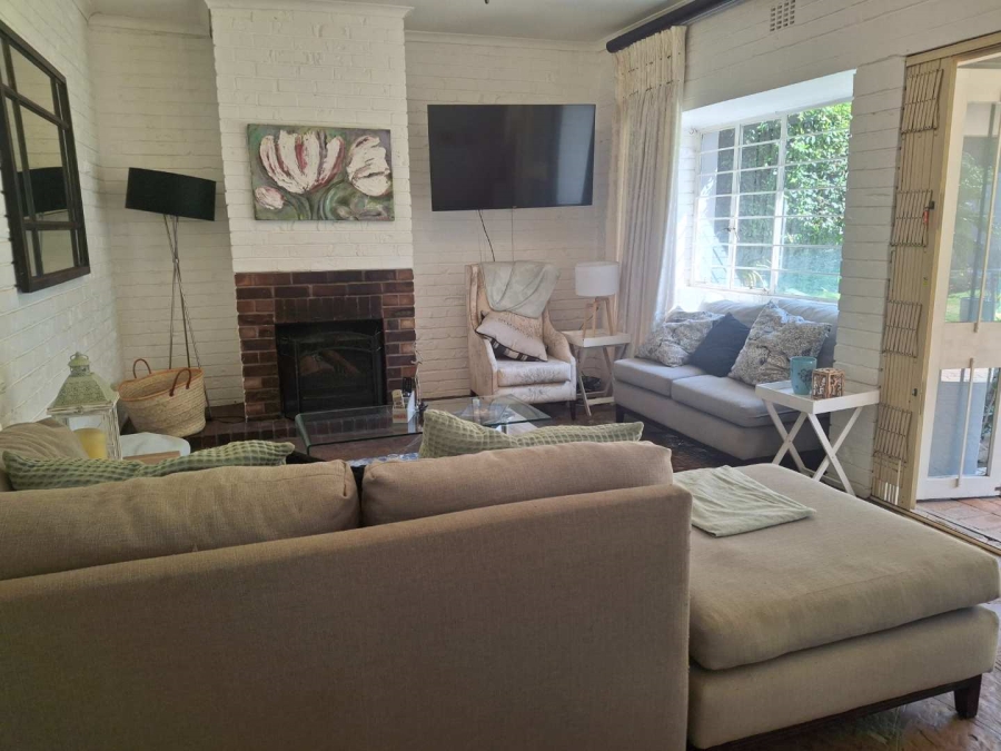 To Let 4 Bedroom Property for Rent in Illovo Gauteng