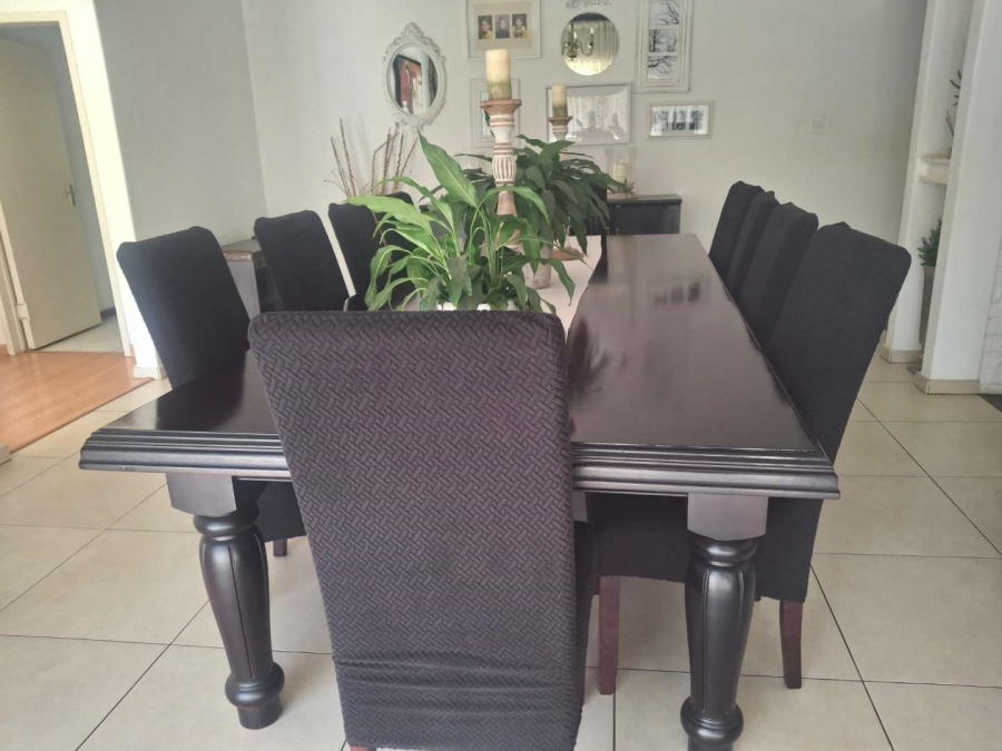 To Let 4 Bedroom Property for Rent in Illovo Gauteng