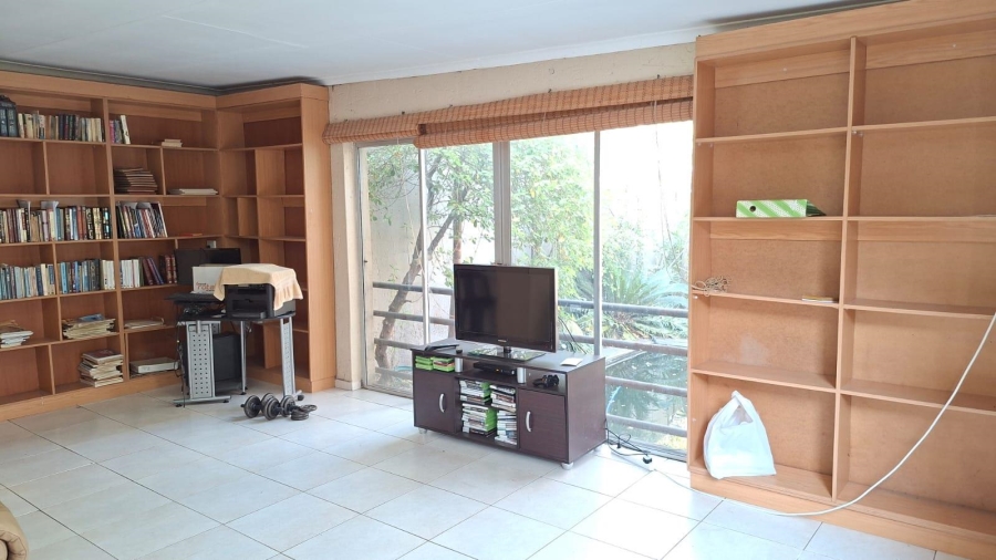 5 Bedroom Property for Sale in Sydenham Gauteng