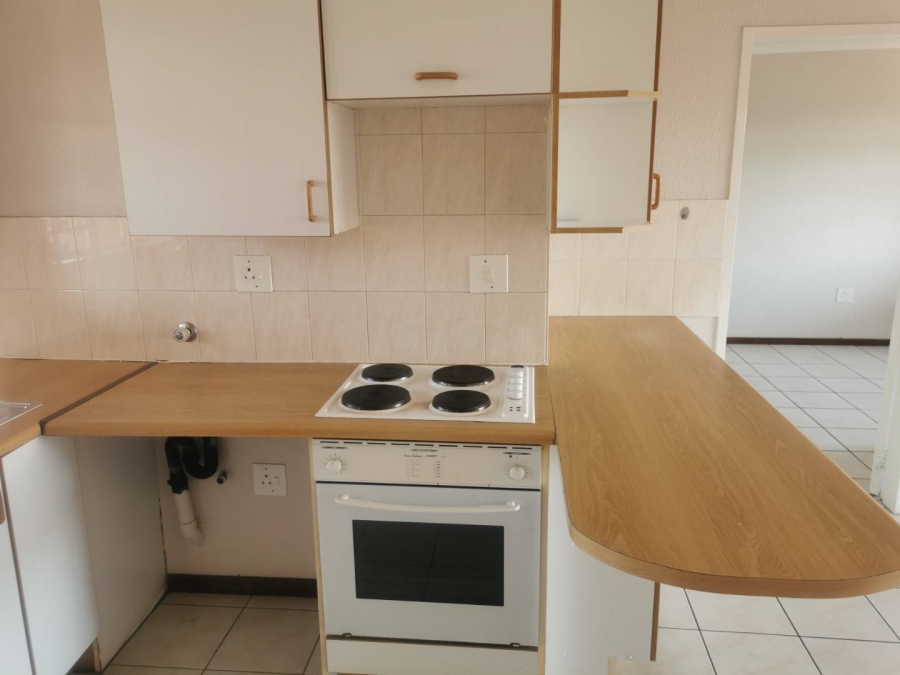 1 Bedroom Property for Sale in Elardus Park Gauteng