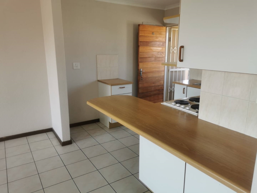 1 Bedroom Property for Sale in Elardus Park Gauteng