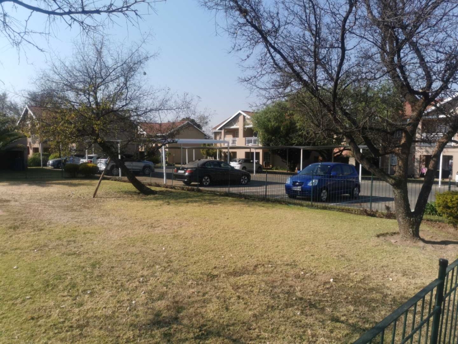 1 Bedroom Property for Sale in Elardus Park Gauteng