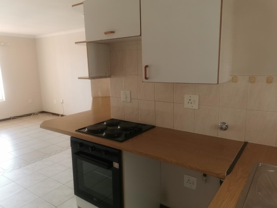 2 Bedroom Property for Sale in Elardus Park Gauteng