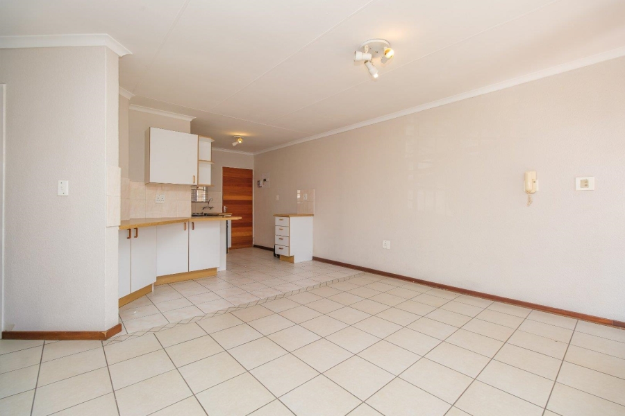 2 Bedroom Property for Sale in Elardus Park Gauteng