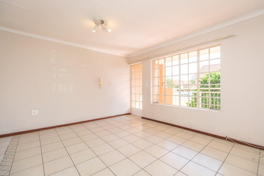 2 Bedroom Property for Sale in Elardus Park Gauteng