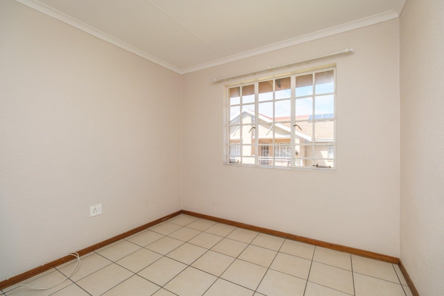 2 Bedroom Property for Sale in Elardus Park Gauteng