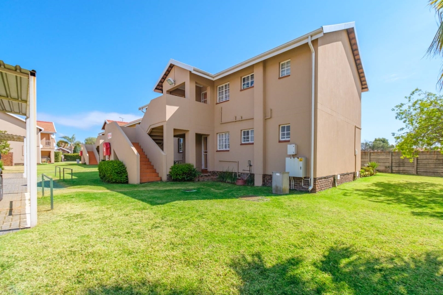 2 Bedroom Property for Sale in Elardus Park Gauteng