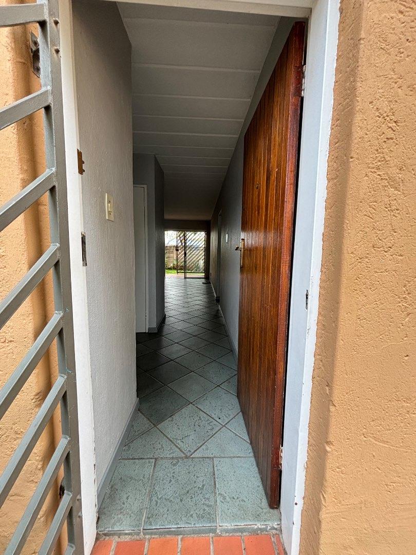 To Let 2 Bedroom Property for Rent in Moreleta Park Gauteng