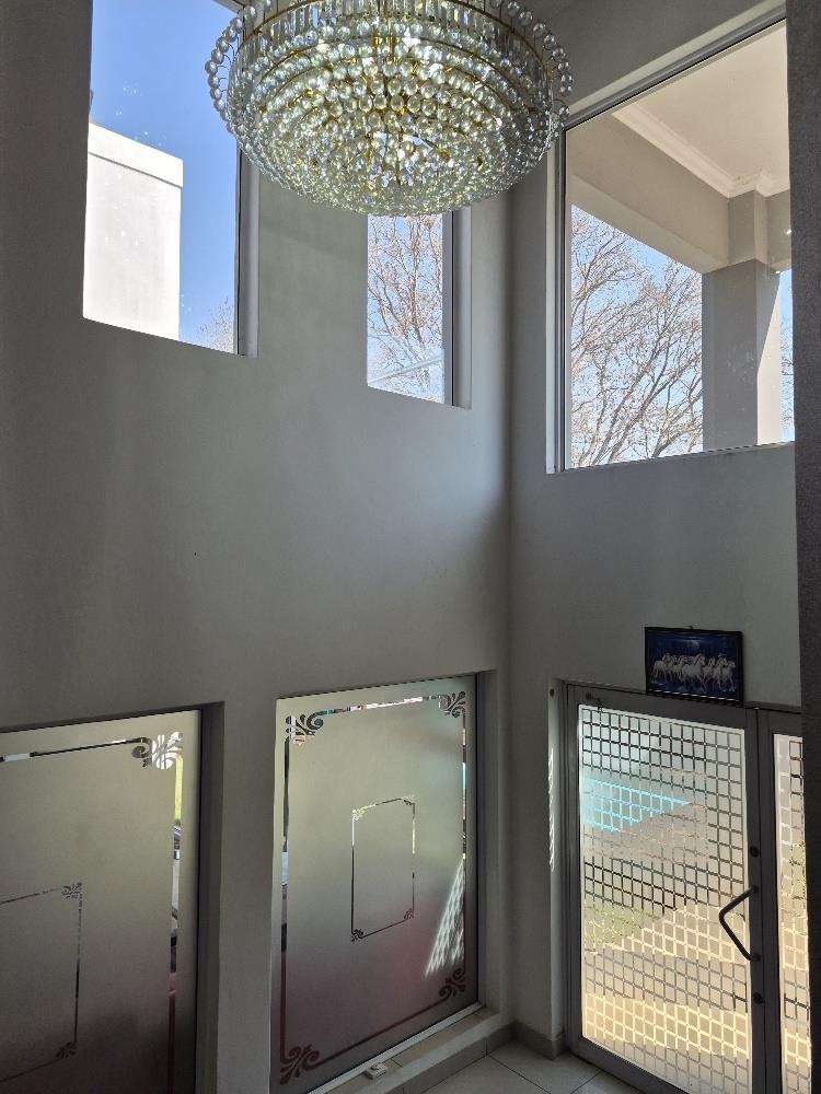 5 Bedroom Property for Sale in Parkhaven Gauteng