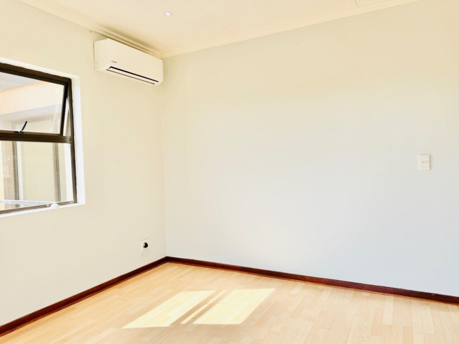 3 Bedroom Property for Sale in Kyalami Hills Gauteng