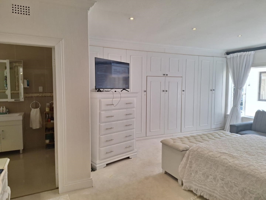 To Let 3 Bedroom Property for Rent in Fairland Gauteng