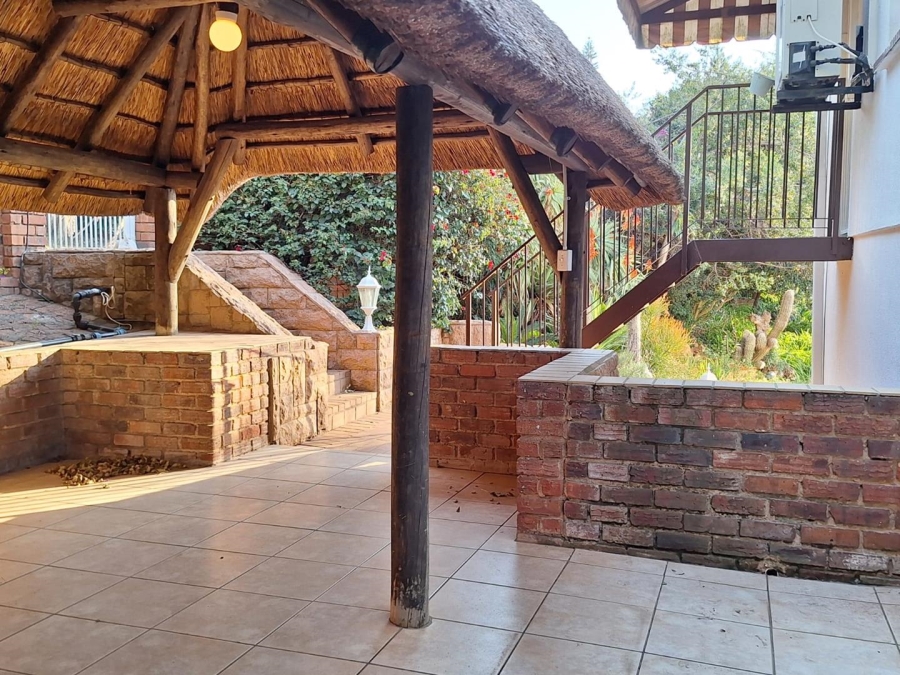 To Let 3 Bedroom Property for Rent in Fairland Gauteng