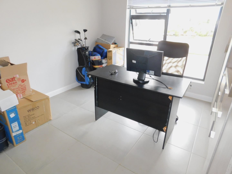 To Let 2 Bedroom Property for Rent in Morningside Gauteng
