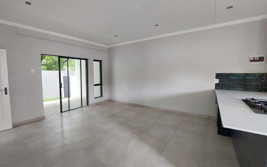 To Let 2 Bedroom Property for Rent in Bryanston Gauteng