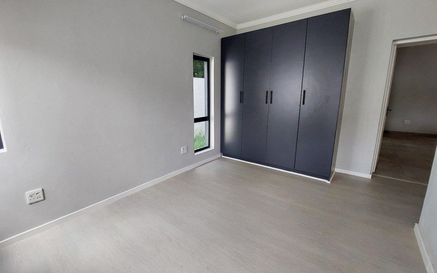 To Let 2 Bedroom Property for Rent in Bryanston Gauteng