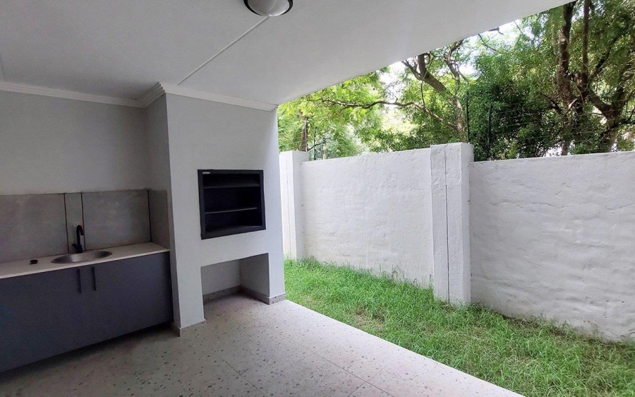 To Let 2 Bedroom Property for Rent in Bryanston Gauteng