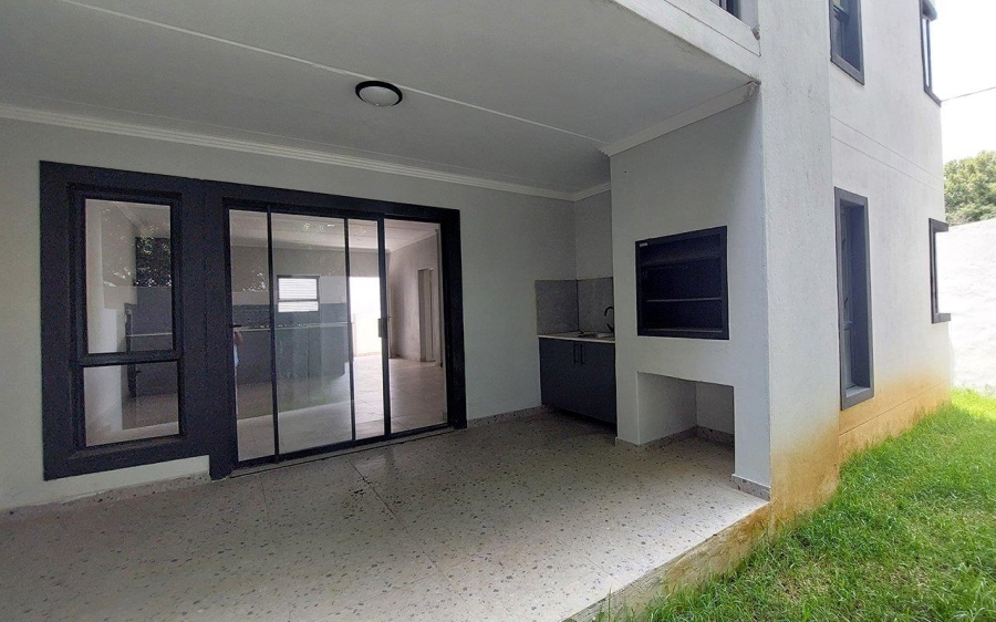To Let 2 Bedroom Property for Rent in Bryanston Gauteng