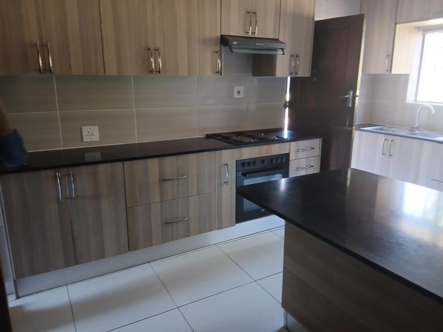 4 Bedroom Property for Sale in Norkem Park Gauteng