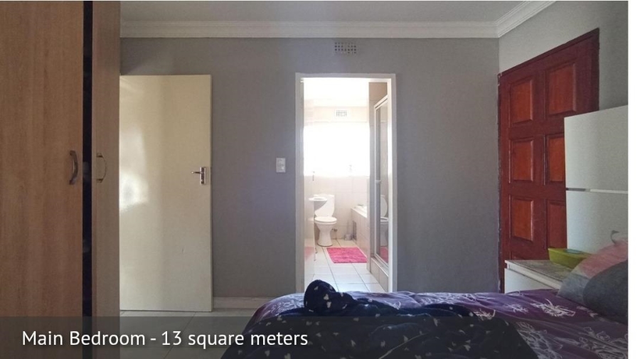 3 Bedroom Property for Sale in Clayville Gauteng