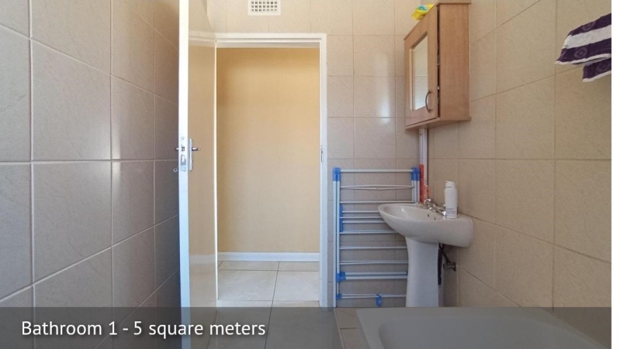 3 Bedroom Property for Sale in Clayville Gauteng