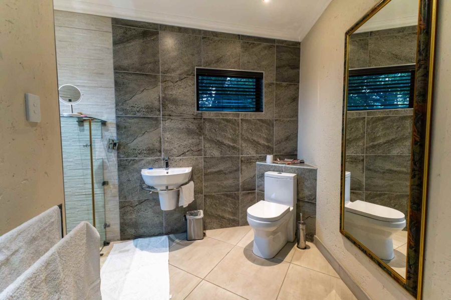 9 Bedroom Property for Sale in Waterkloof Ridge Gauteng