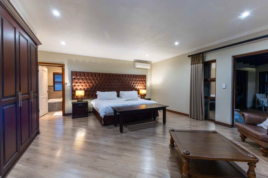 9 Bedroom Property for Sale in Waterkloof Ridge Gauteng