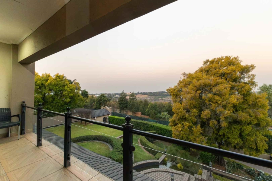 9 Bedroom Property for Sale in Waterkloof Ridge Gauteng