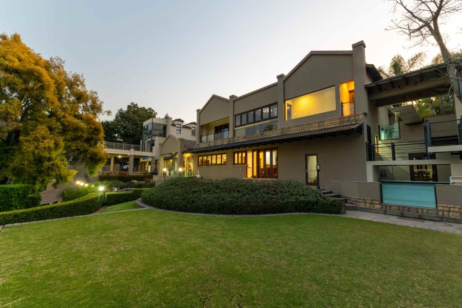 9 Bedroom Property for Sale in Waterkloof Ridge Gauteng