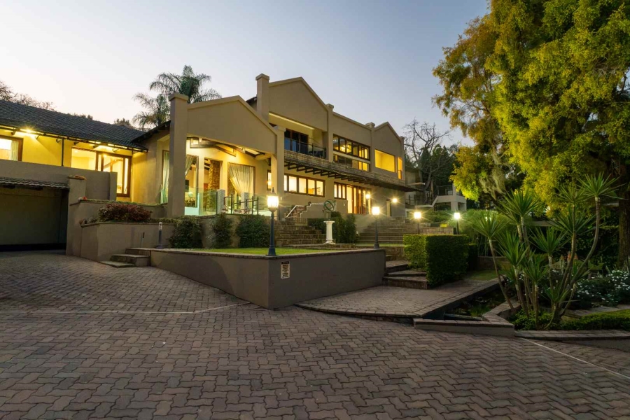 9 Bedroom Property for Sale in Waterkloof Ridge Gauteng