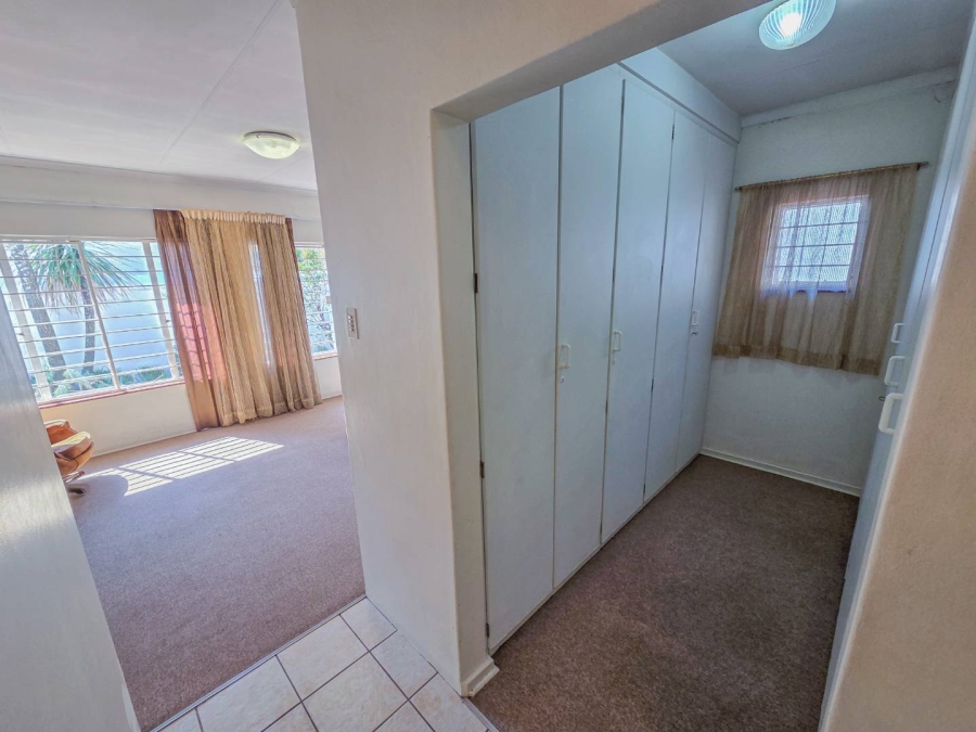 To Let 4 Bedroom Property for Rent in Brooklyn Gauteng