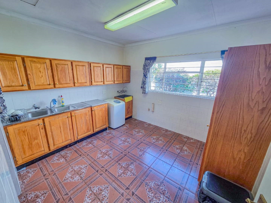 To Let 4 Bedroom Property for Rent in Brooklyn Gauteng