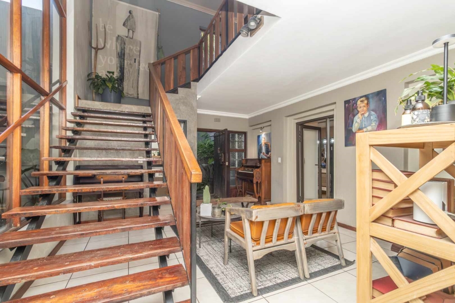 6 Bedroom Property for Sale in Robin Hills Gauteng