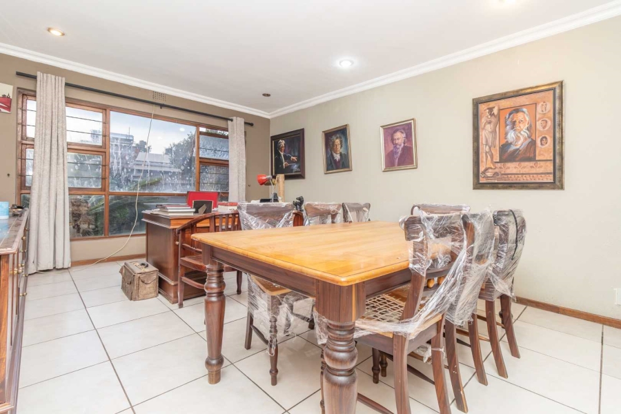6 Bedroom Property for Sale in Robin Hills Gauteng