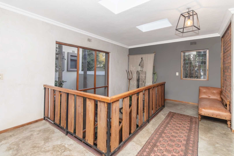 6 Bedroom Property for Sale in Robin Hills Gauteng