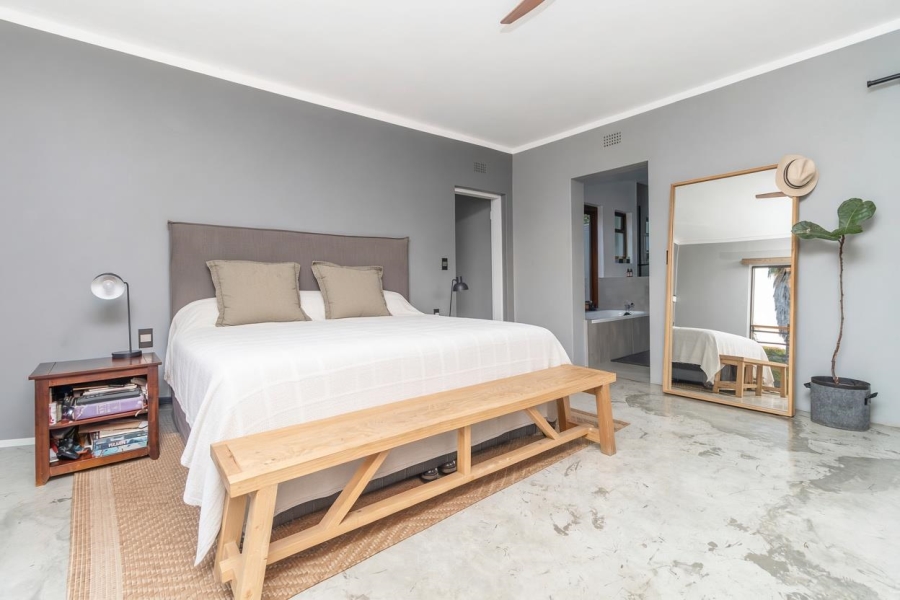 6 Bedroom Property for Sale in Robin Hills Gauteng
