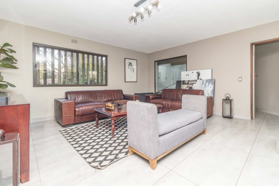 6 Bedroom Property for Sale in Robin Hills Gauteng