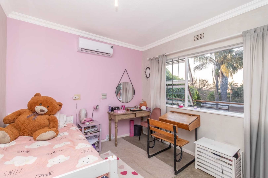 6 Bedroom Property for Sale in Robin Hills Gauteng