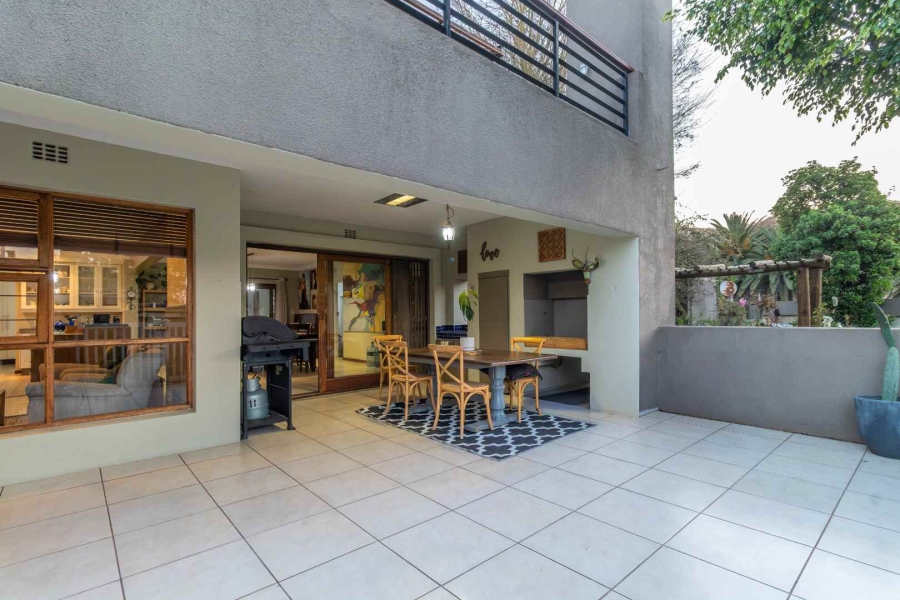 6 Bedroom Property for Sale in Robin Hills Gauteng