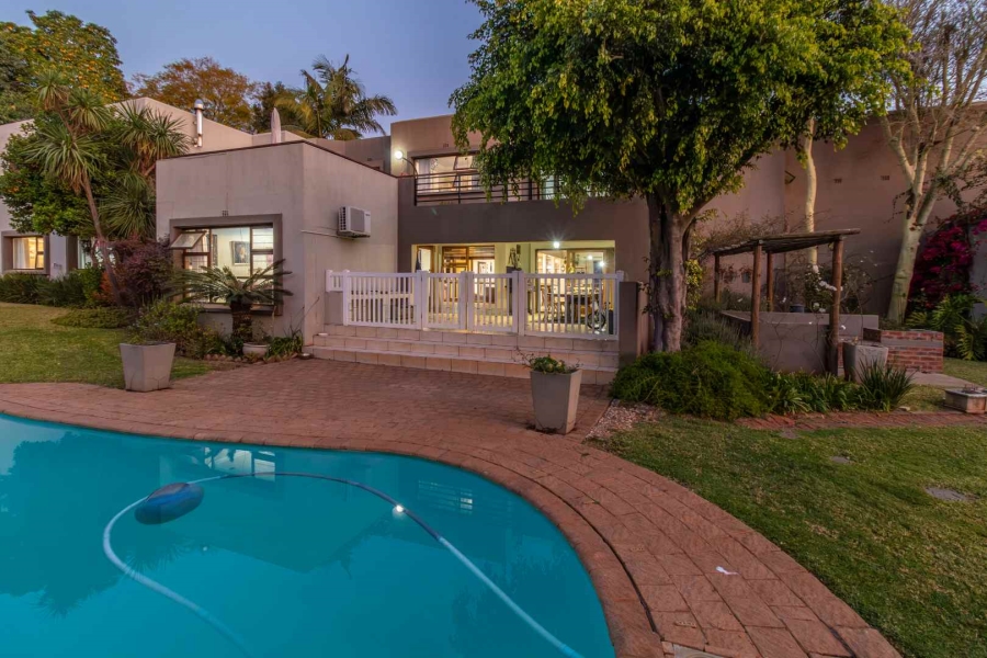 6 Bedroom Property for Sale in Robin Hills Gauteng
