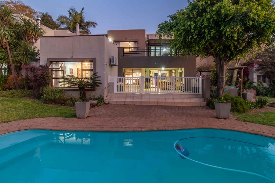 6 Bedroom Property for Sale in Robin Hills Gauteng