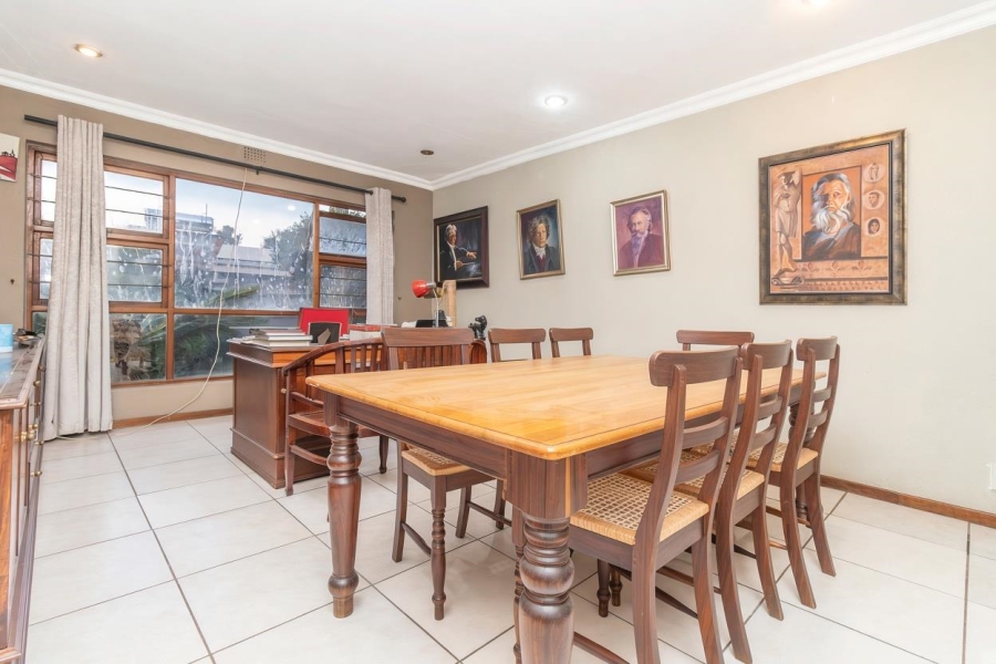 6 Bedroom Property for Sale in Robin Hills Gauteng